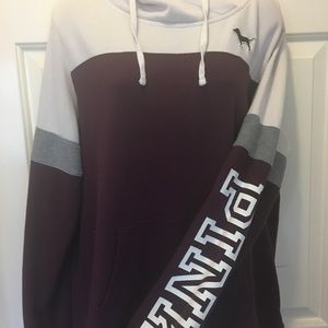 vs pink sweatshirt